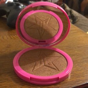 New Jeffree star highlighter